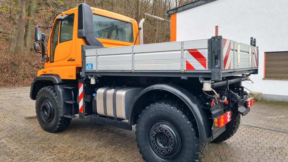 Unimog 405 U500 2013 6500 Stunden Hydrostat Variopilot Mercedes Benz U 500 400 300 318 423b430 530 - Tiện ích/ Xe đặc dụng: hình 4 Unimog 405 U500 2013 6500 Stunden Hydrostat Variopilot Mercedes Benz U 500 400 300 318 423b430 530 - Tiện ích/ Xe đặc dụng: hình 4