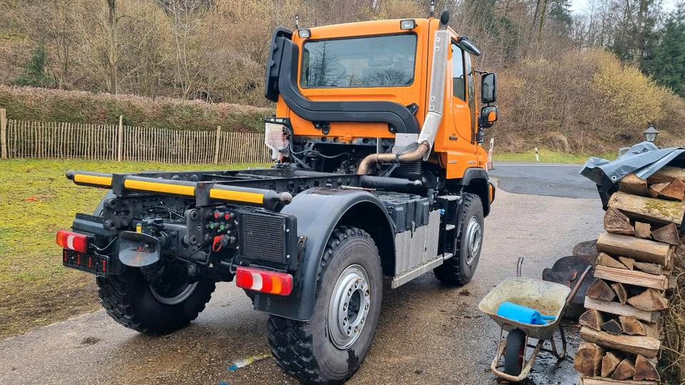 Unimog 423 405 Mercedes-Benz U423 EAS Kipper UGN UGE - Xe tải thùng lửng/ Phẳng, Tiện ích/ Xe đặc dụng: hình 5 Unimog 423 405 Mercedes-Benz U423 EAS Kipper UGN UGE - Xe tải thùng lửng/ Phẳng, Tiện ích/ Xe đặc dụng: hình 5