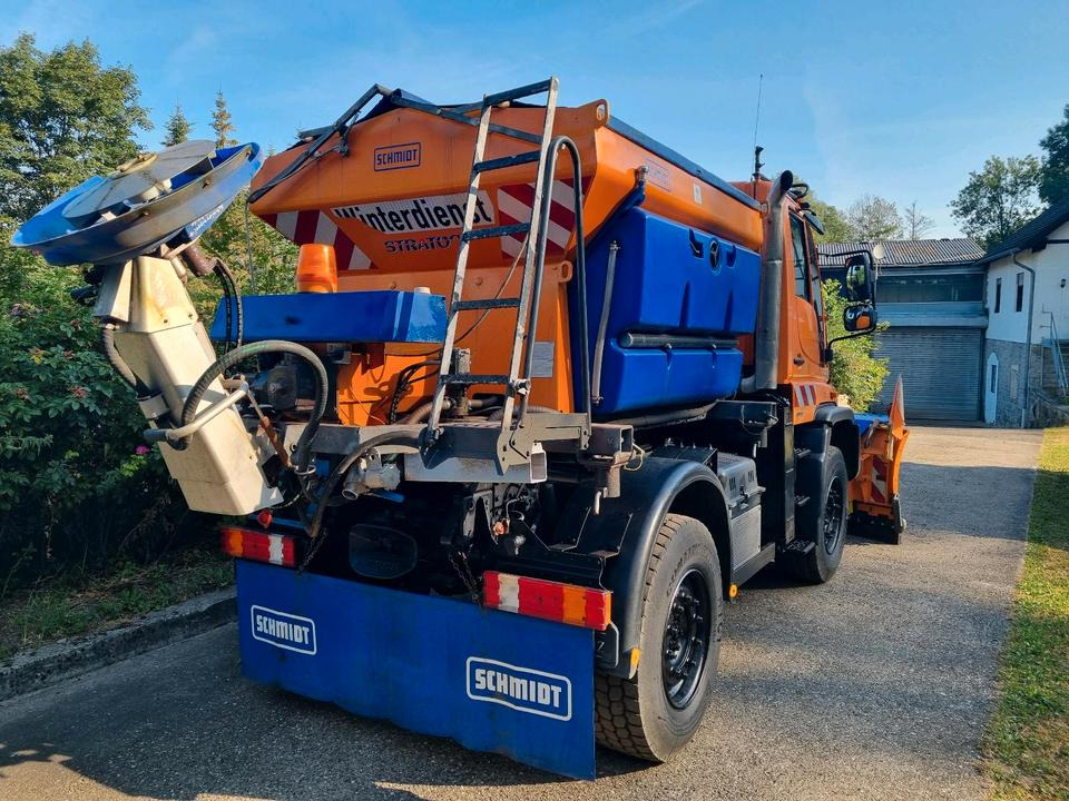 Zu Vermieten! Unimog 405 U400 Winterdienst Schmidt Schneepflug Schneeschild Salzstreuer Leasing Miete - Xe dọn tuyết: hình 2 Zu Vermieten! Unimog 405 U400 Winterdienst Schmidt Schneepflug Schneeschild Salzstreuer Leasing Miete - Xe dọn tuyết: hình 2