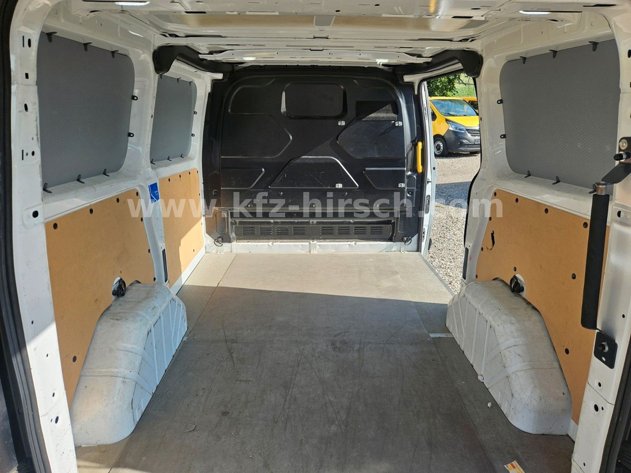 Ford Transit Custom Klima Sitzhzg Bluetooth Multi 1Hd - Xe van chở hàng: hình 5 Ford Transit Custom Klima Sitzhzg Bluetooth Multi 1Hd - Xe van chở hàng: hình 5
