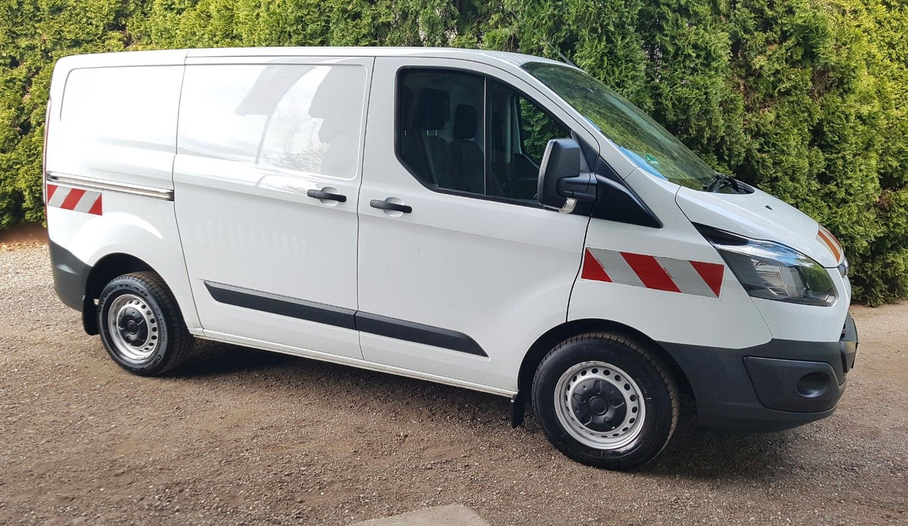 Ford Transit Sortimo Werkstatt 15xauf Lager 1.Hand - Xe van nhỏ gọn: hình 5 Ford Transit Sortimo Werkstatt 15xauf Lager 1.Hand - Xe van nhỏ gọn: hình 5