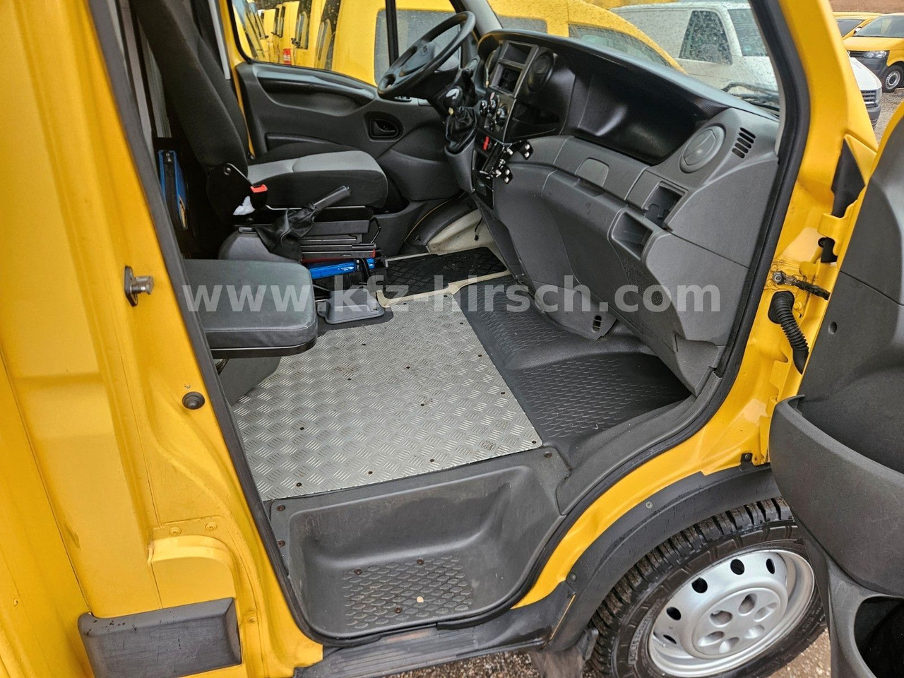 Iveco Daily Koffer*EU5*Luftfederung* Kasten - Xe tải nhỏ thùng kín: hình 5 Iveco Daily Koffer*EU5*Luftfederung* Kasten - Xe tải nhỏ thùng kín: hình 5