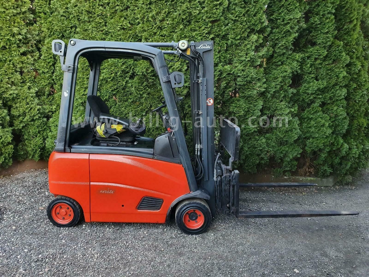 Linde E18 PH 4-Rad Seitenschieber*Zinkenverstellung* - Xe nâng điện: hình 3 Linde E18 PH 4-Rad Seitenschieber*Zinkenverstellung* - Xe nâng điện: hình 3