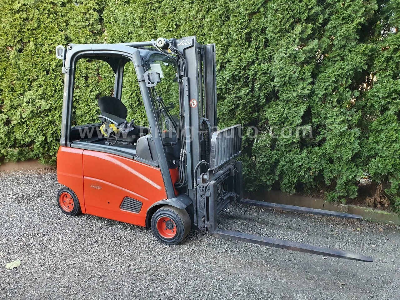 Linde E18 PH 4-Rad Seitenschieber*Zinkenverstellung* - Xe nâng điện: hình 5 Linde E18 PH 4-Rad Seitenschieber*Zinkenverstellung* - Xe nâng điện: hình 5