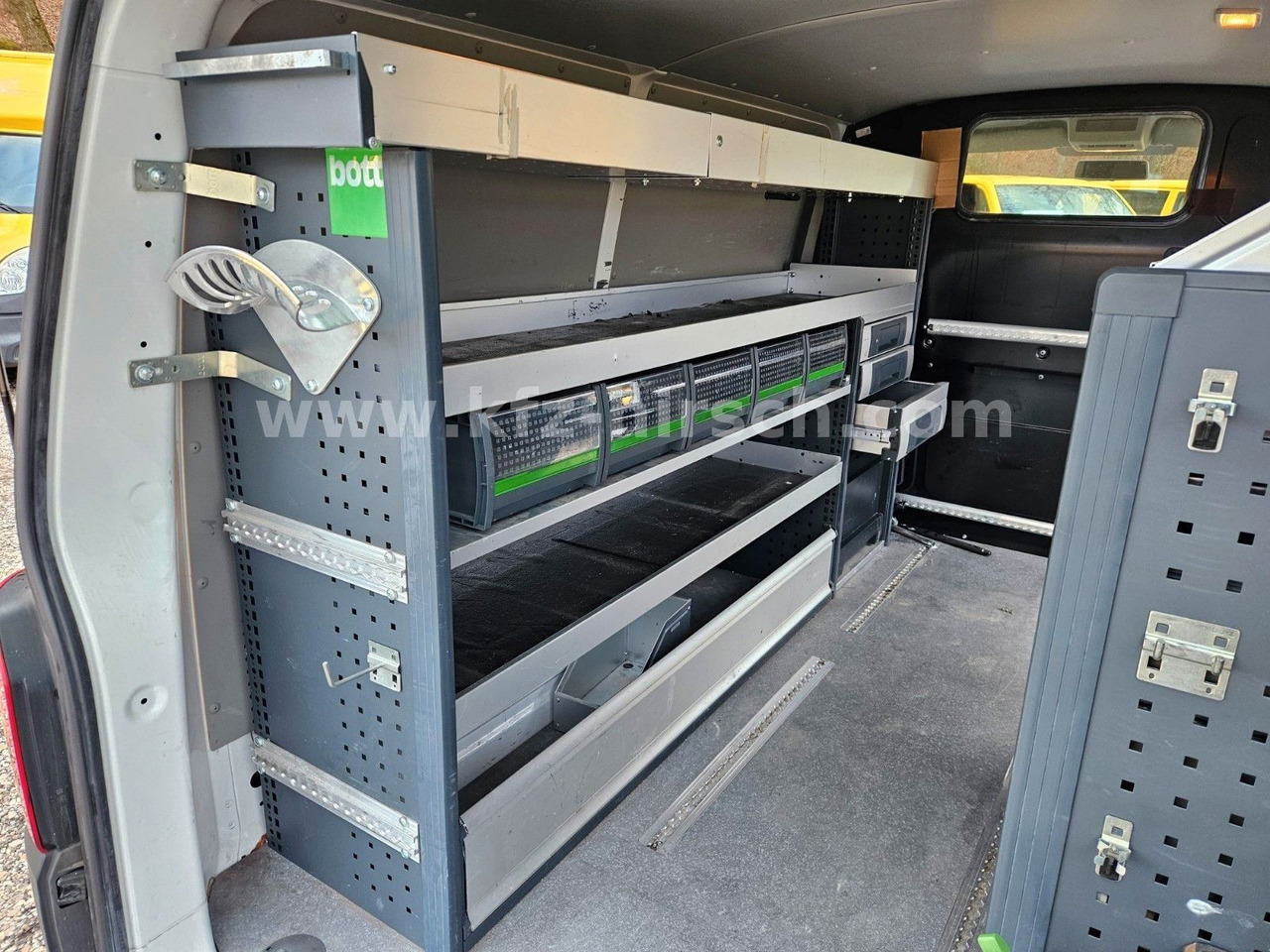 Volkswagen T6 Auto/ DSG Bott Sortimo Stdhzg Behindertenger. - Xe van chở khách: hình 4 Volkswagen T6 Auto/ DSG Bott Sortimo Stdhzg Behindertenger. - Xe van chở khách: hình 4