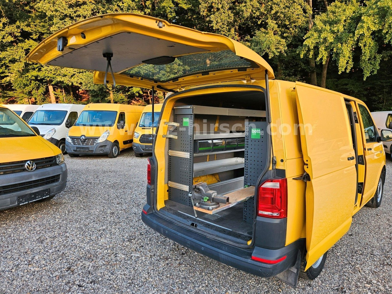 Volkswagen T6 Transporter 4x4 Allrad Sortimo Navi Stdhzg AC - Xe van nhỏ gọn: hình 2 Volkswagen T6 Transporter 4x4 Allrad Sortimo Navi Stdhzg AC - Xe van nhỏ gọn: hình 2