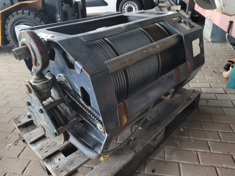 Merlo Ładowarka obrotowa 4x4 teleskopowa 21 m Merlo Roto 45.21 telehandler rotating - Xe nhấc hình viễn vọng kính: hình 2 Merlo Ładowarka obrotowa 4x4 teleskopowa 21 m Merlo Roto 45.21 telehandler rotating - Xe nhấc hình viễn vọng kính: hình 2