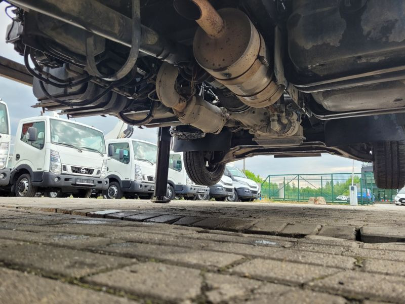 Nền bục trên không gắn trên xe tải Nissan Nissan Cabstar NT400 podnośnik koszowy 17 m Comet 17/2/7 (8,5) HQ: hình 18 Nền bục trên không gắn trên xe tải Nissan Nissan Cabstar NT400 podnośnik koszowy 17 m Comet 17/2/7 (8,5) HQ: hình 18