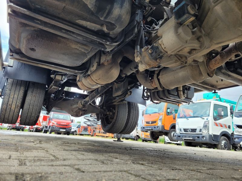 Nền bục trên không gắn trên xe tải Nissan Nissan Cabstar NT400 podnośnik koszowy 17 m Comet 17/2/7 (8,5) HQ: hình 19 Nền bục trên không gắn trên xe tải Nissan Nissan Cabstar NT400 podnośnik koszowy 17 m Comet 17/2/7 (8,5) HQ: hình 19