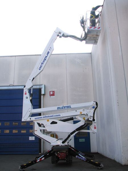 Oil&Steel Octopus 17 podnośnik koszowy na gąsienicach 17 m - Xe nâng người chân nhện bánh: hình 2 Oil&Steel Octopus 17 podnośnik koszowy na gąsienicach 17 m - Xe nâng người chân nhện bánh: hình 2