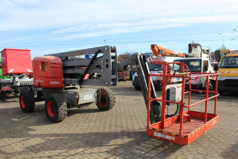 Skyjack SJ46AJ podnośnik 4x4 przegubowo teleskopowy 16 m articulated boom lift genie jlg - Xe nâng người nhiều khớp nối: hình 3 Skyjack SJ46AJ podnośnik 4x4 przegubowo teleskopowy 16 m articulated boom lift genie jlg - Xe nâng người nhiều khớp nối: hình 3