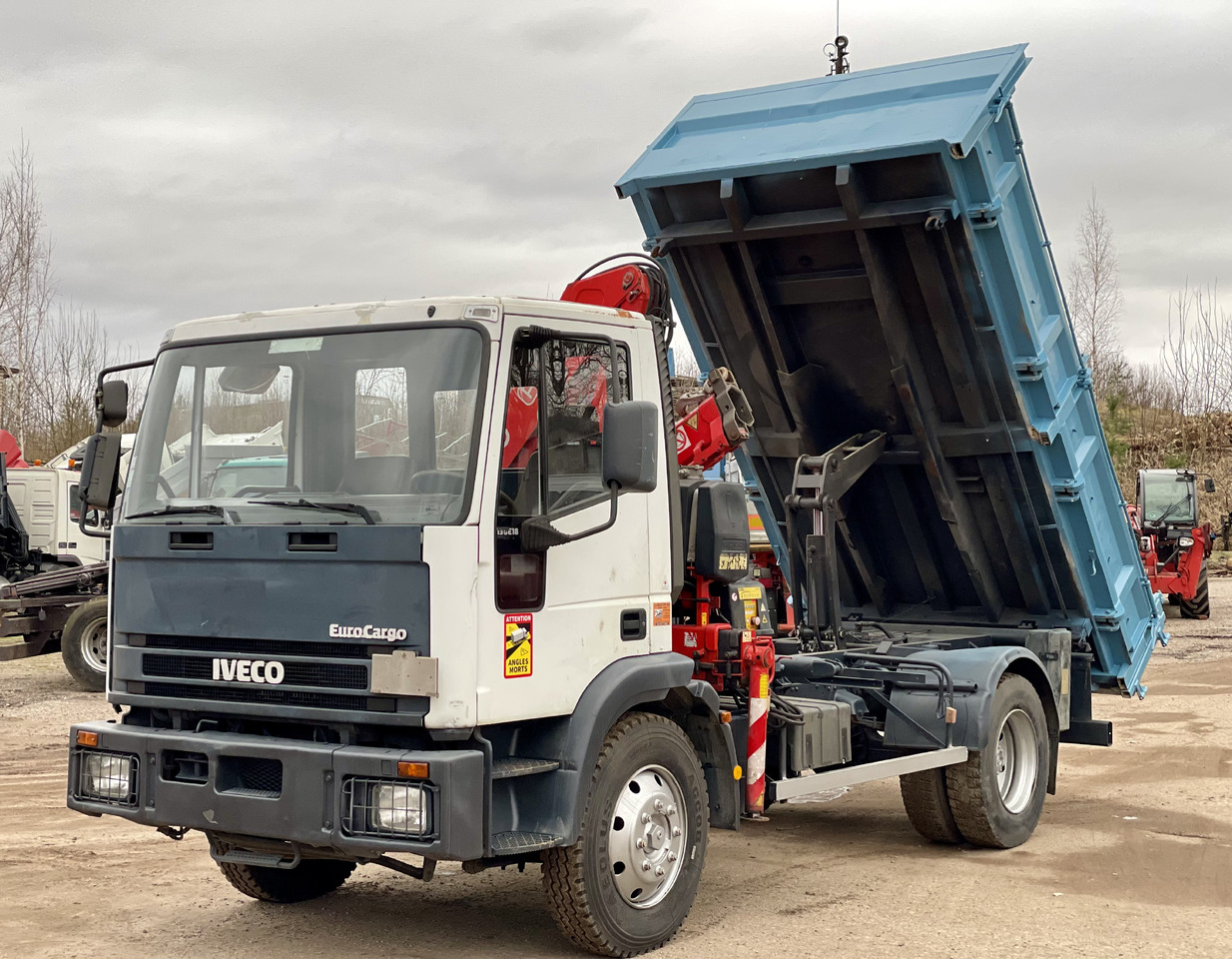 IVECO EUROCARGO - Xe cẩu tự hành: hình 1 IVECO EUROCARGO - Xe cẩu tự hành: hình 1