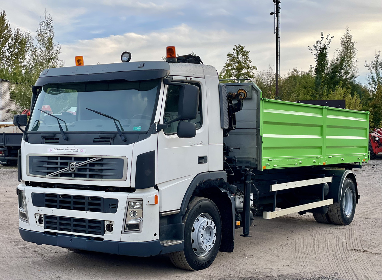 VOLVO FM - Xe cẩu tự hành: hình 4 VOLVO FM - Xe cẩu tự hành: hình 4