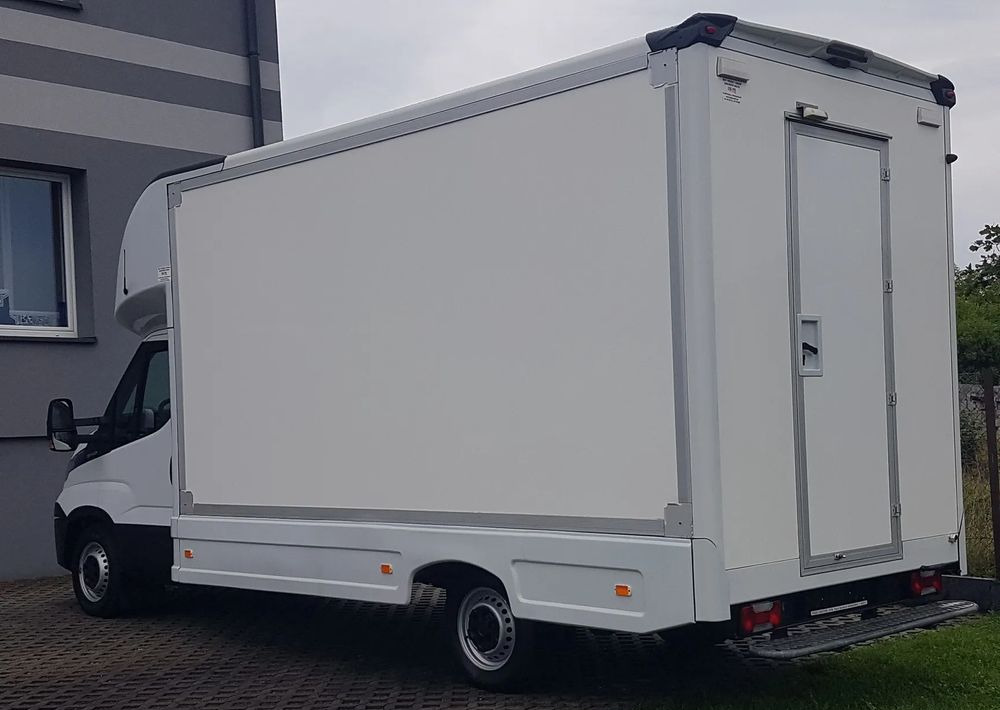 Iveco DAILY KONTENER NISKOPODŁOGOWY 4,31x2,24x2,42 FOODTRUCK SKLEP KAMPER KLIMA BAR KONIOWÓZ - Xe tải nhỏ thùng kín: hình 3 Iveco DAILY KONTENER NISKOPODŁOGOWY 4,31x2,24x2,42 FOODTRUCK SKLEP KAMPER KLIMA BAR KONIOWÓZ - Xe tải nhỏ thùng kín: hình 3