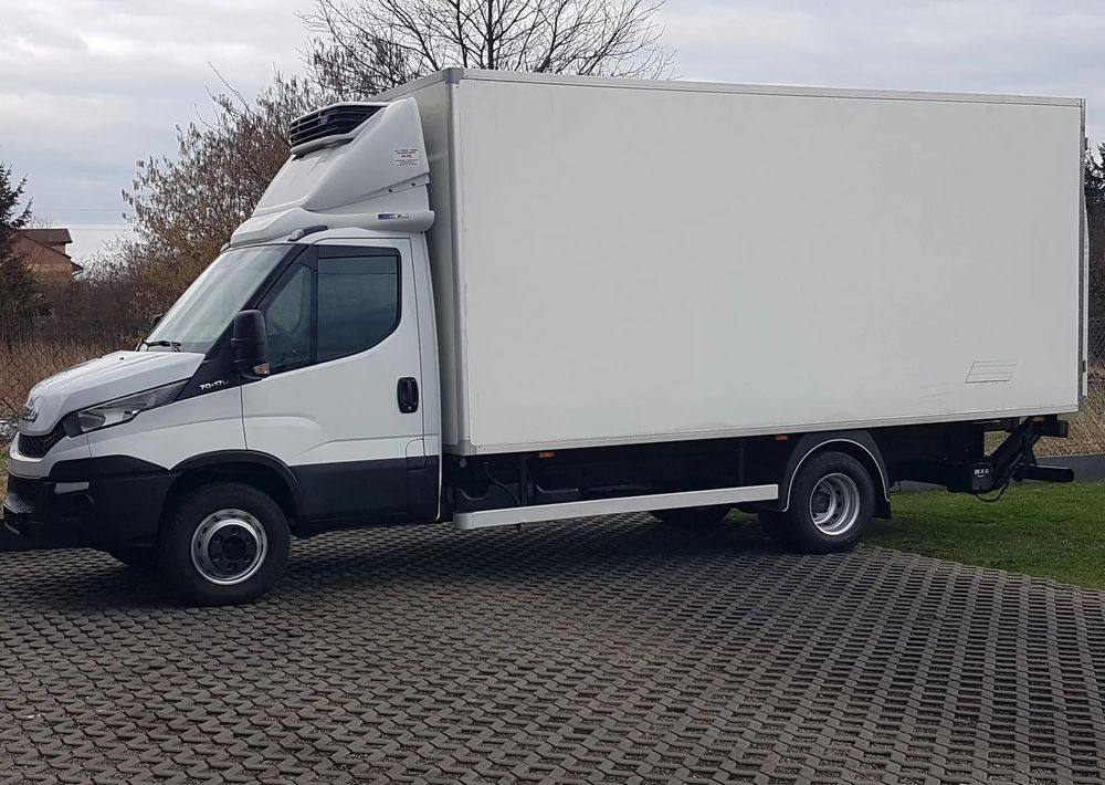 Iveco Daily 70-170 WINDA CHŁODNIA 10EP AGREGAT IZOTERMA - Xe tải đông lạnh: hình 2 Iveco Daily 70-170 WINDA CHŁODNIA 10EP AGREGAT IZOTERMA - Xe tải đông lạnh: hình 2