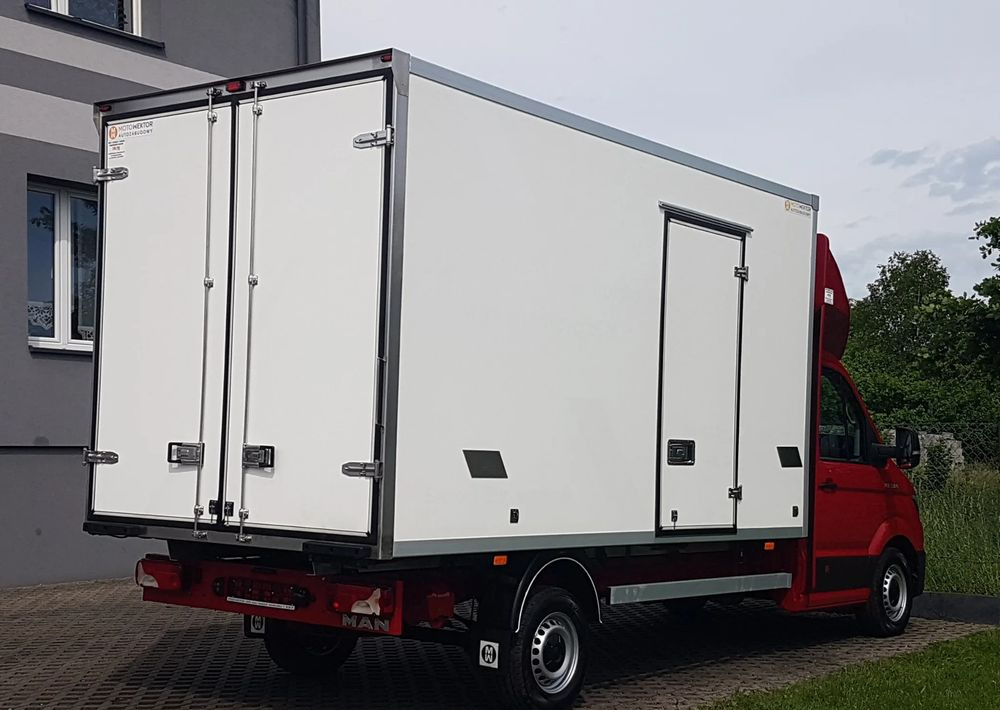 MAN TGE 3.180 8 EP CHŁODNIA AGREGAT 4,20x2,10x2,20 IZOTERMA FUNKCJA GRZANIA KLIMA DMC 3500 KG - Xe van đông lạnh: hình 4 MAN TGE 3.180 8 EP CHŁODNIA AGREGAT 4,20x2,10x2,20 IZOTERMA FUNKCJA GRZANIA KLIMA DMC 3500 KG - Xe van đông lạnh: hình 4