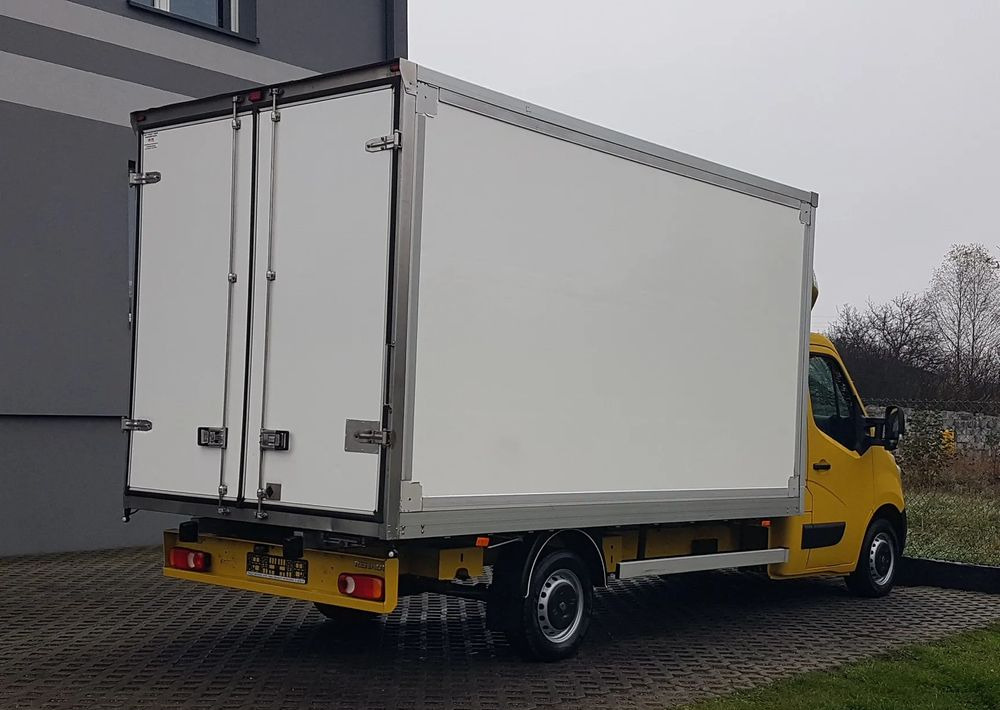 Renault MASTER KONTENER 8EP 4,21x2,23x2,22 KLIMA MANUAL KRAJOWY 6-BIEGÓW - Xe tải nhỏ thùng kín: hình 4 Renault MASTER KONTENER 8EP 4,21x2,23x2,22 KLIMA MANUAL KRAJOWY 6-BIEGÓW - Xe tải nhỏ thùng kín: hình 4
