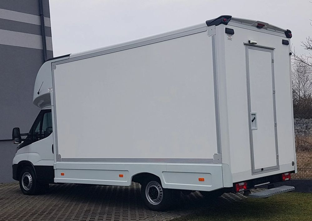 Iveco DAILY KONTENER NISKOPODŁOGOWY 4,43x2,23x2,42 SKLEP BAR FOODTRUCK KAMPER KLIMA - Xe cắm trại: hình 3 Iveco DAILY KONTENER NISKOPODŁOGOWY 4,43x2,23x2,42 SKLEP BAR FOODTRUCK KAMPER KLIMA - Xe cắm trại: hình 3