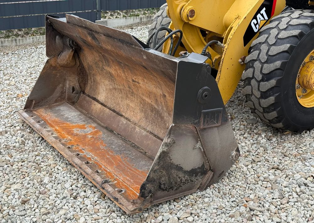 Caterpillar * CAT 907 H * Ładowarka * Sprowadzona * Bardzo Dobry Stan - Máy xúc lật bánh lốp: hình 2 Caterpillar * CAT 907 H * Ładowarka * Sprowadzona * Bardzo Dobry Stan - Máy xúc lật bánh lốp: hình 2