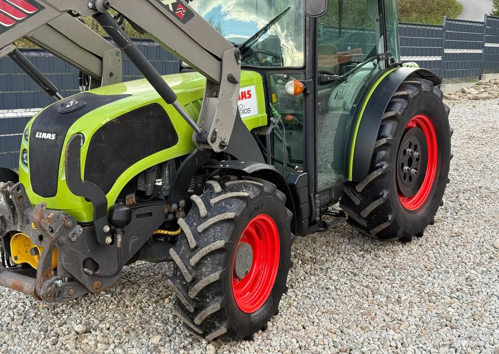Claas * 240 F NEXOS CLAAS * 4x4 * Sadowniczy * Tur MX F304 * TUZ * Wałek WOM* Ciągnik * Traktor * - Máy cày: hình 5 Claas * 240 F NEXOS CLAAS * 4x4 * Sadowniczy * Tur MX F304 * TUZ * Wałek WOM* Ciągnik * Traktor * - Máy cày: hình 5