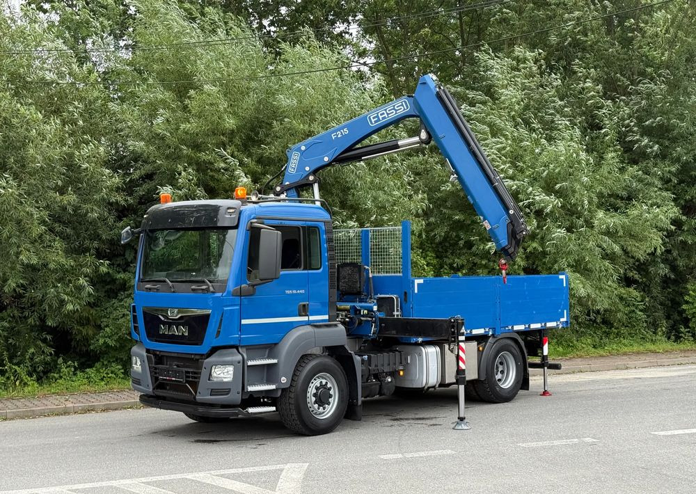 MAN * MAN 18.440 TGS * 4x4 * HDS Fassi F215 * Sprowadzony * 95 000 KM ! * Stan Jak Nowy - Xe tải thùng lửng/ Phẳng, Xe cẩu tự hành: hình 1 MAN * MAN 18.440 TGS * 4x4 * HDS Fassi F215 * Sprowadzony * 95 000 KM ! * Stan Jak Nowy - Xe tải thùng lửng/ Phẳng, Xe cẩu tự hành: hình 1