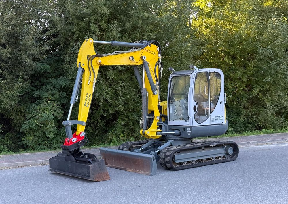 Wacker Neuson * Sprowadzona * Wacker Neuson 8003 * 3 x Ramiona * Bardzo Dobry Stan - Máy xúc bánh xích: hình 1 Wacker Neuson * Sprowadzona * Wacker Neuson 8003 * 3 x Ramiona * Bardzo Dobry Stan - Máy xúc bánh xích: hình 1