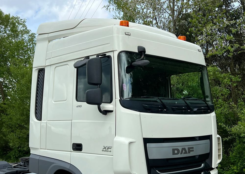 DAF * DAF XF 106 * SPROWADZONY * SUPER STAN CIĄGNIK SIODŁOWY Euro 6 - Xe đầu kéo: hình 3 DAF * DAF XF 106 * SPROWADZONY * SUPER STAN CIĄGNIK SIODŁOWY Euro 6 - Xe đầu kéo: hình 3