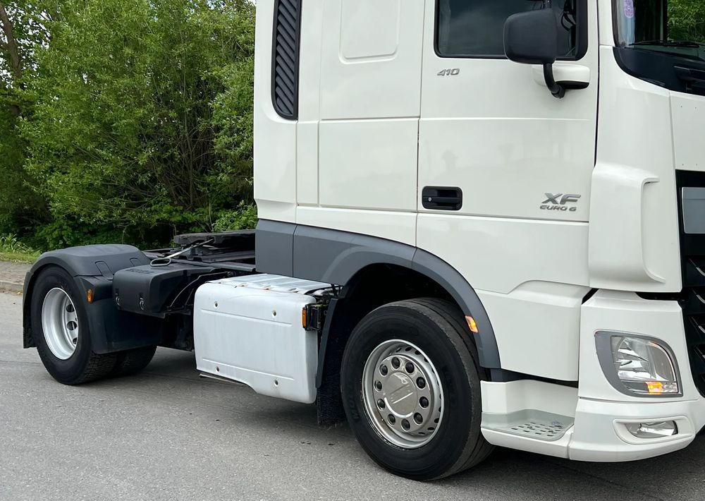 DAF * DAF XF 106 * SPROWADZONY * SUPER STAN CIĄGNIK SIODŁOWY Euro 6 - Xe đầu kéo: hình 4 DAF * DAF XF 106 * SPROWADZONY * SUPER STAN CIĄGNIK SIODŁOWY Euro 6 - Xe đầu kéo: hình 4