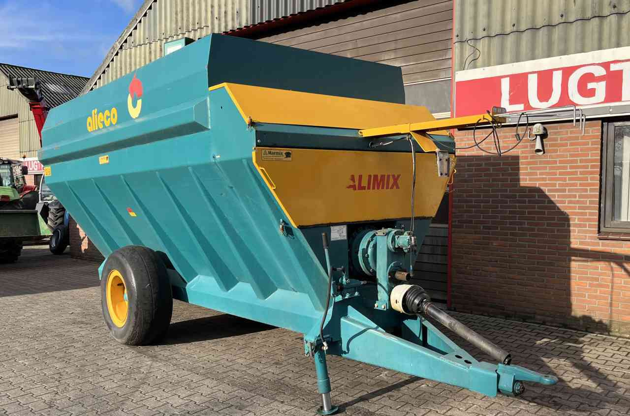 Alieco Alimix horizontale voermengwagen - Xe trộn thức ăn gia súc: hình 2 Alieco Alimix horizontale voermengwagen - Xe trộn thức ăn gia súc: hình 2
