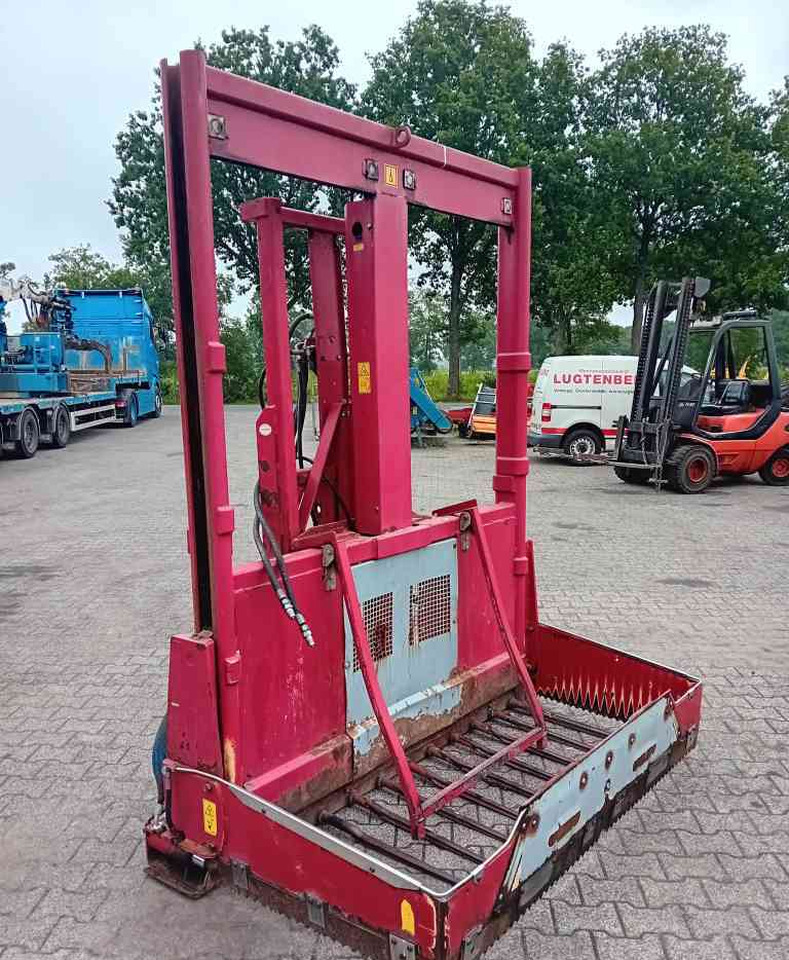 BVL Megastar 170 kuilvoersnijder met lift - Trang thiết bị hầm chứa: hình 1 BVL Megastar 170 kuilvoersnijder met lift - Trang thiết bị hầm chứa: hình 1