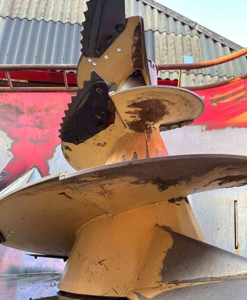 BVL V-Mix 20H-2S voermengwagen voermachines - Xe trộn thức ăn gia súc: hình 5 BVL V-Mix 20H-2S voermengwagen voermachines - Xe trộn thức ăn gia súc: hình 5