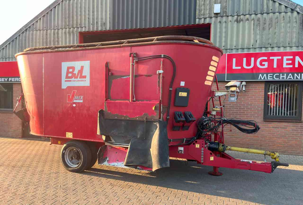 BVL V-Mix 20H-2S voermengwagen voermachines - Xe trộn thức ăn gia súc: hình 2 BVL V-Mix 20H-2S voermengwagen voermachines - Xe trộn thức ăn gia súc: hình 2