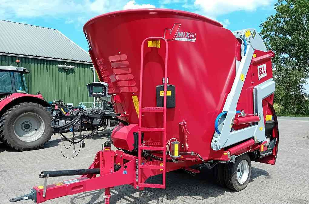 BVL V-Mix Fill Plus 13-1S LS voermachines - Xe trộn thức ăn gia súc: hình 2 BVL V-Mix Fill Plus 13-1S LS voermachines - Xe trộn thức ăn gia súc: hình 2