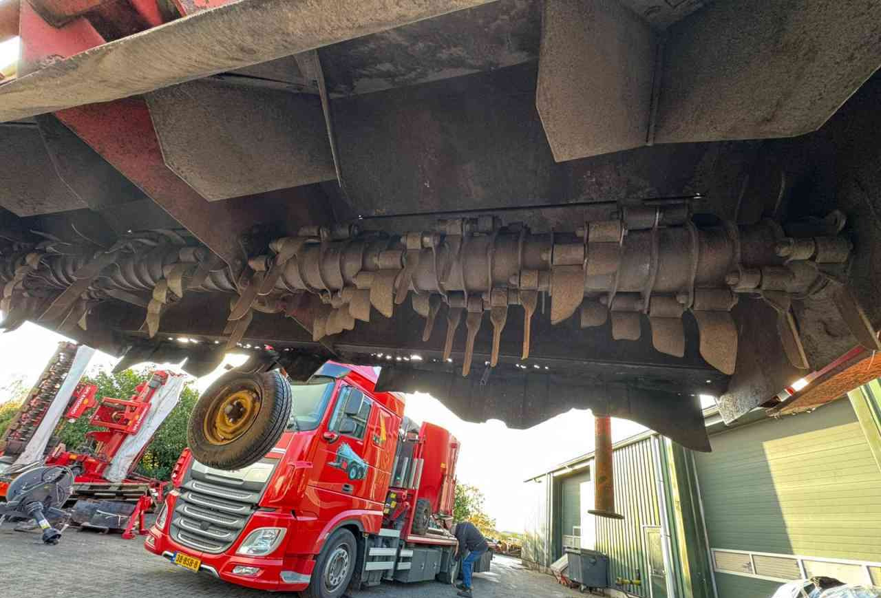 Grimme KS3000 - Máy cắt lá khoai tây: hình 4 Grimme KS3000 - Máy cắt lá khoai tây: hình 4