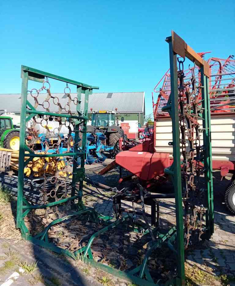 Hofstede 8,00 m. weidesleep *Verkocht/sold* - Bừa xích: hình 2 Hofstede 8,00 m. weidesleep *Verkocht/sold* - Bừa xích: hình 2