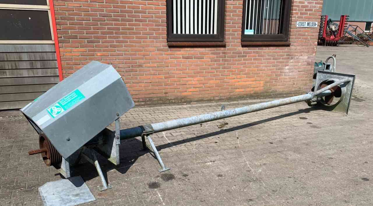 Karl Buschmann Mestmixer elektrisch mestverwerking - Trang thiết bị bón phân: hình 1 Karl Buschmann Mestmixer elektrisch mestverwerking - Trang thiết bị bón phân: hình 1