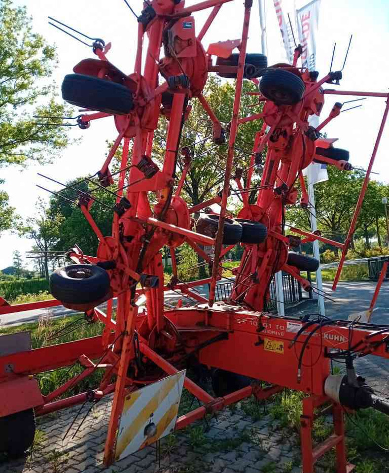 Kuhn GF10601TO schudder, weidebouwmachines - Dàn trải/ Cào: hình 4 Kuhn GF10601TO schudder, weidebouwmachines - Dàn trải/ Cào: hình 4