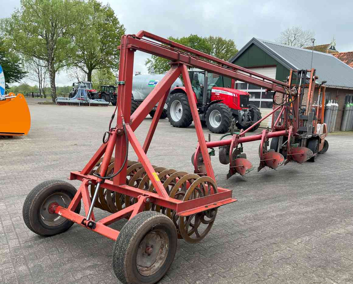 Kverneland 4 schaar ploeg + Evers vorenpakker grondbewerking - Cày: hình 3 Kverneland 4 schaar ploeg + Evers vorenpakker grondbewerking - Cày: hình 3