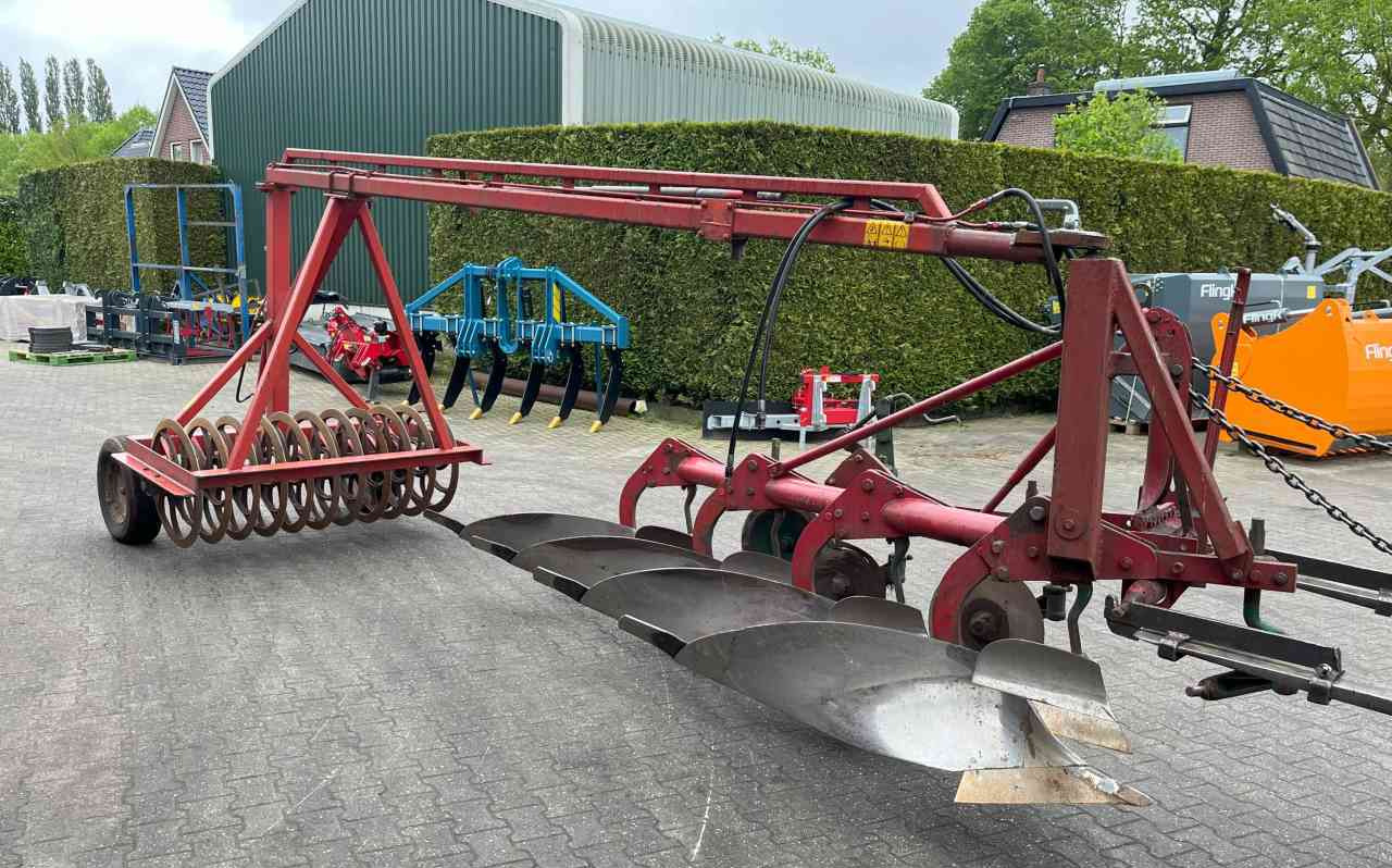 Kverneland 4 schaar ploeg + Evers vorenpakker grondbewerking - Cày: hình 4 Kverneland 4 schaar ploeg + Evers vorenpakker grondbewerking - Cày: hình 4