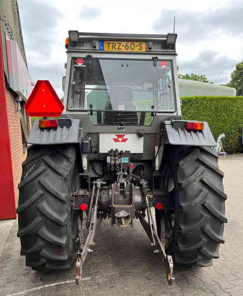 Massey Ferguson 390 2WD Tractoren - Máy cày: hình 5 Massey Ferguson 390 2WD Tractoren - Máy cày: hình 5