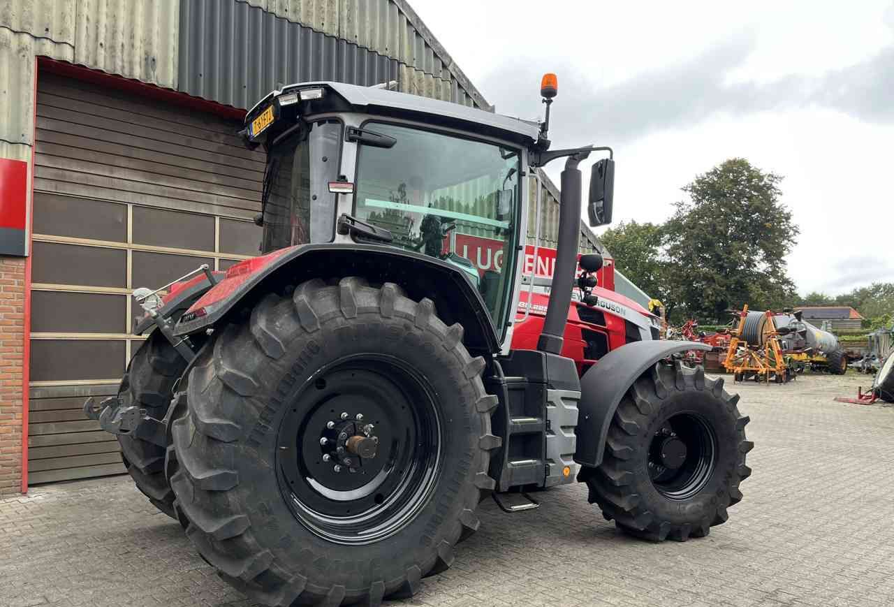 Massey Ferguson 8S.225 Dyna-VT Exclusive Tractoren - Máy cày: hình 3 Massey Ferguson 8S.225 Dyna-VT Exclusive Tractoren - Máy cày: hình 3