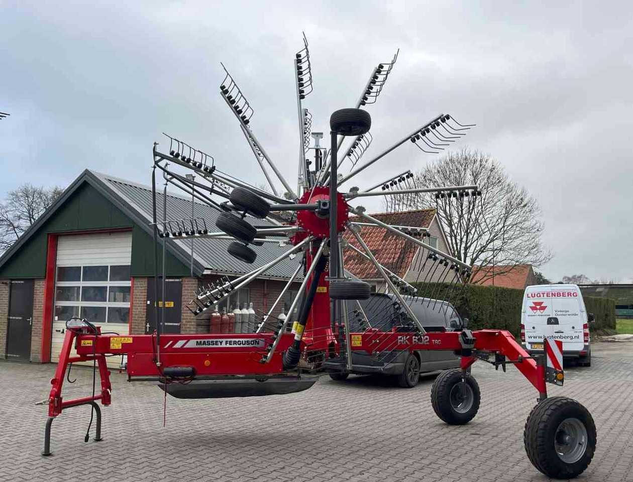 Massey Ferguson RK 802 TRC weidebouwmachines Fella Hark Rake Zwiller - Dàn trải/ Cào: hình 5 Massey Ferguson RK 802 TRC weidebouwmachines Fella Hark Rake Zwiller - Dàn trải/ Cào: hình 5