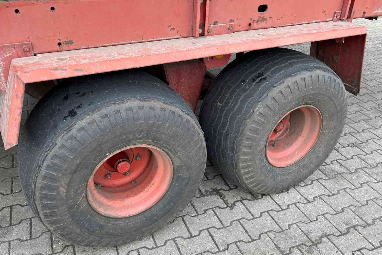 Strautmann Super Vitesse Opraapwagen, ladewagen, weidebouwmachines - Xe kéo tự chất hàng: hình 5 Strautmann Super Vitesse Opraapwagen, ladewagen, weidebouwmachines - Xe kéo tự chất hàng: hình 5