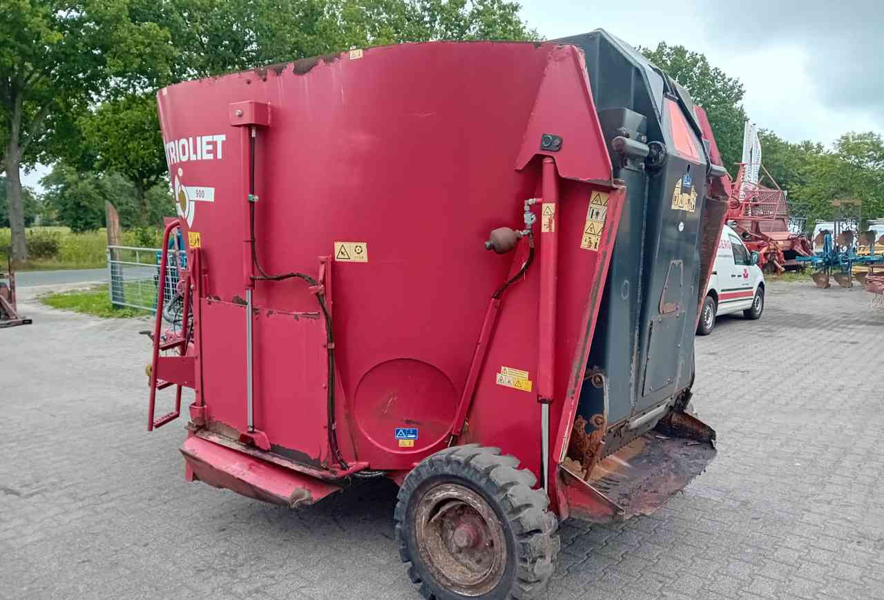 Trioliet Gigant 900 voermengwagen - Xe trộn thức ăn gia súc: hình 2 Trioliet Gigant 900 voermengwagen - Xe trộn thức ăn gia súc: hình 2