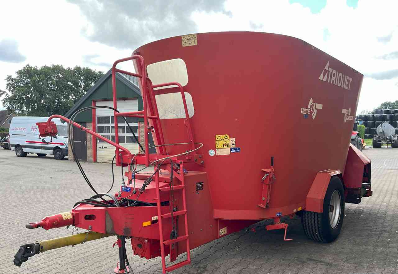 Trioliet Solomix 2-1800 Voermengwagen voermachines - Xe trộn thức ăn gia súc: hình 3 Trioliet Solomix 2-1800 Voermengwagen voermachines - Xe trộn thức ăn gia súc: hình 3