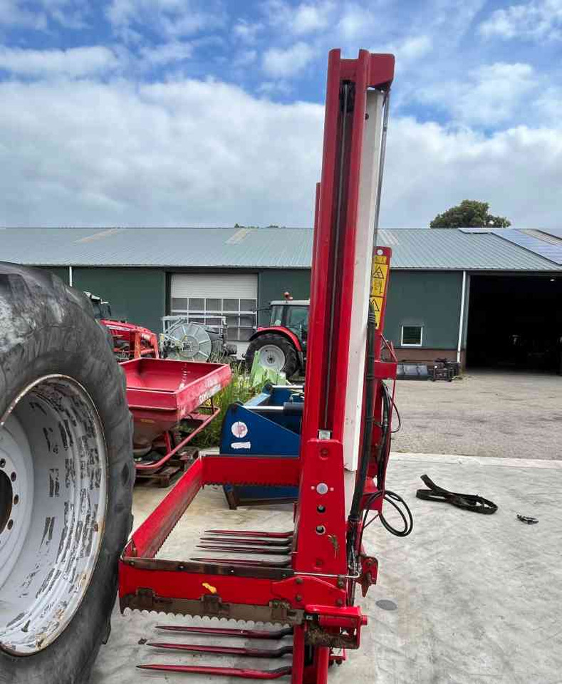 Trioliet TU195 Kuilvoersnijder kuilsnijder voermachines - Trang thiết bị hầm chứa: hình 4 Trioliet TU195 Kuilvoersnijder kuilsnijder voermachines - Trang thiết bị hầm chứa: hình 4
