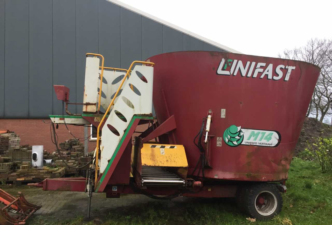 Unifast M14 Vertikal voermengwagen / Vertical feedmixer Voermachines - Xe trộn thức ăn gia súc: hình 1 Unifast M14 Vertikal voermengwagen / Vertical feedmixer Voermachines - Xe trộn thức ăn gia súc: hình 1