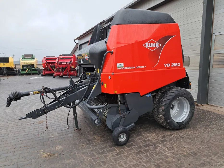 Kuhn VB 2160 - Máy đóng kiện tròn: hình 2 Kuhn VB 2160 - Máy đóng kiện tròn: hình 2