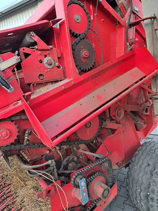 Lely WELGER RP 435 - Máy đóng kiện tròn: hình 4 Lely WELGER RP 435 - Máy đóng kiện tròn: hình 4