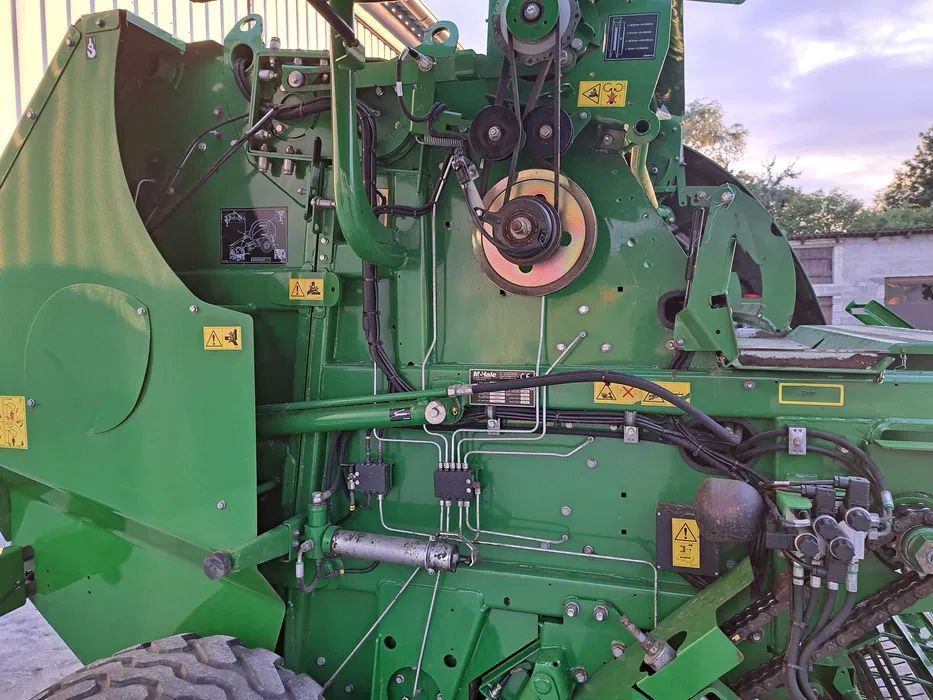Mchale F5500 - Máy đóng kiện tròn: hình 5 Mchale F5500 - Máy đóng kiện tròn: hình 5